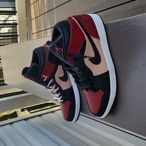 Nike aj1 retro mid customs